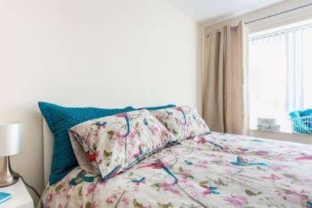 Apartment Centre 2 Bedroom Ensuited Free Parking